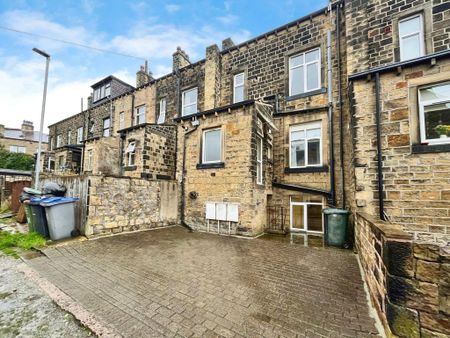 1 bedroom flat to rent - Photo 4