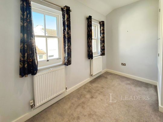 2 bedroom house to rent Plymouth Place, Leamington Spa, Warwickshire, CV31 - Photo 1