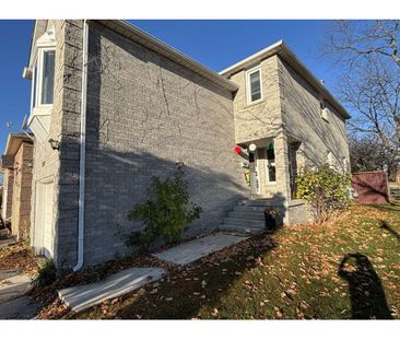 For Lease - 1329 Hazel Mccleary Drive, Oakville, Ontario - Photo 3