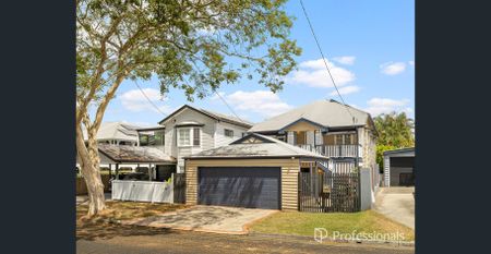 Timeless Family Elegance with Pool and Expansive Entertaining Areas - Photo 4