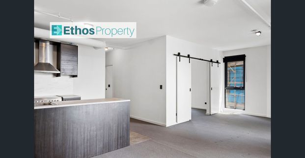 Prime Midland Location! - Photo 1