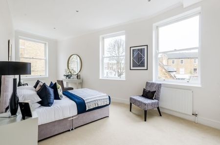 Fulham Road, London, SW6 - Photo 2