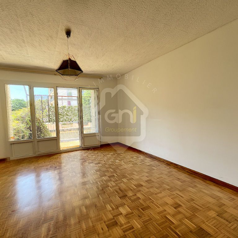 Location Appartement 3 pièce(s) 64 m2 +garage fermé, - Photo 1