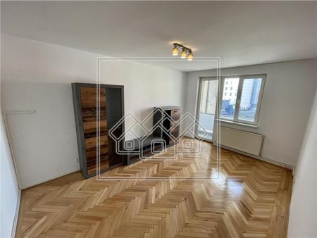 Apartament de inchiriat in Sibiu - 3 camere - Ultracentral - Fotografie 4