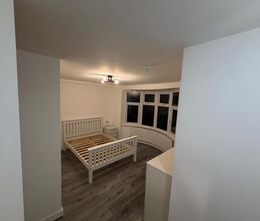 5 bedroom house of multiple occupation to rent - Photo 4