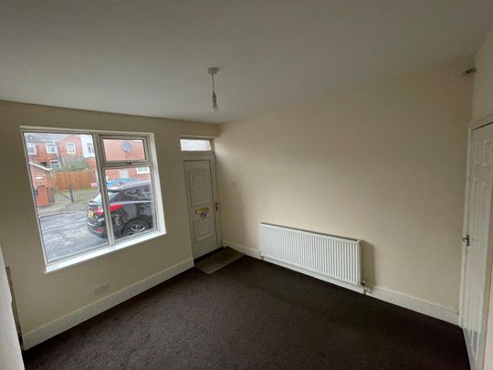 3 Bed Mid Terrace Linton Street Leicester LE5 - Ace Properties - Photo 1