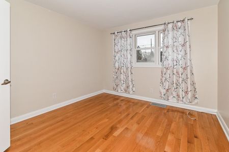 For Lease - 936 Somerville Street, Oshawa, Ontario - Photo 5