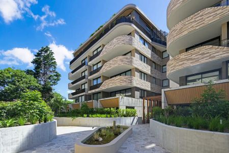 “Brand New Luxury - Solis” - Photo 4