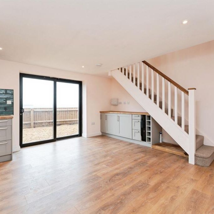 1 bedroom barn conversion to rent - Photo 1