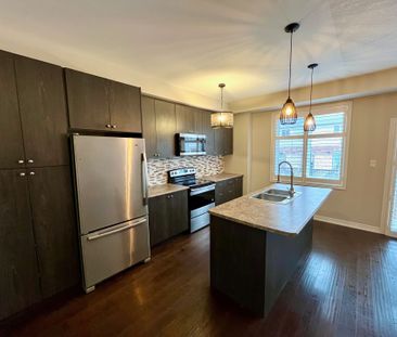 For Lease - 7 Pinot Crescent, Hamilton, Ontario - Photo 6