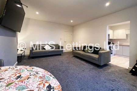 3 Bedroom Flat for rent in Back Regent Park Terrace - Photo 4