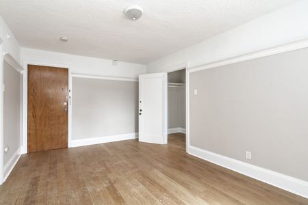 118 Roncesvalles Avenue - Photo 4