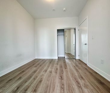 For Lease - 4130 Parkside Village Drive Unit# 807, Mississauga, Ont... - Photo 1