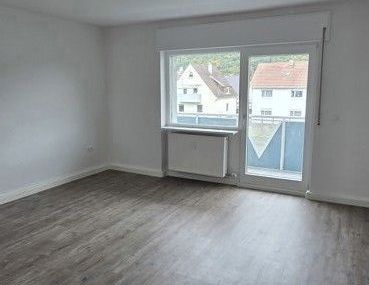 Ihr neues Zuhause in Mosbach! Schicke, frisch renovierte 2-Zimmer-Wohnung mit Balkon!<br> - Foto 1