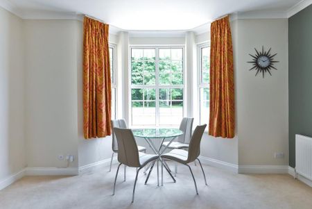 8 bedroom detached house to rent - Photo 5