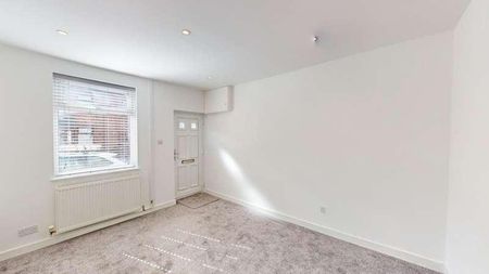 Atherton Road, Hindley, WN2 - Photo 5