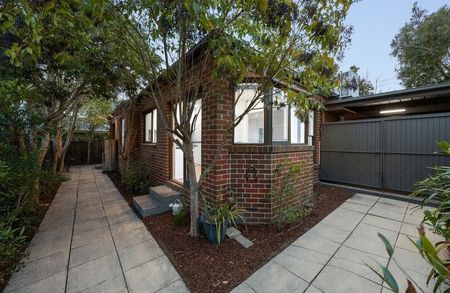 17 Palmerston Street, CAMBERWELL - Photo 5