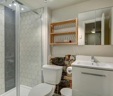 Loft entièrement meublé à louer Vieux-Québec juillet 2026 - Photo 4