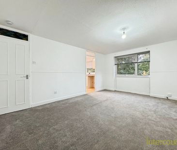 Ross Close, CB11, Saffron Walden - Photo 4
