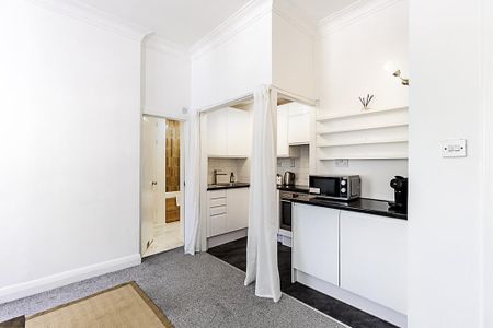 1 bedroom flat to rent - Photo 5