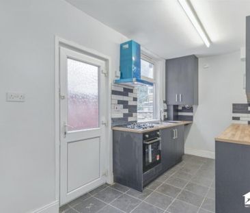 2 Bed Terraced House, Cambridge St, LE3 - Photo 3