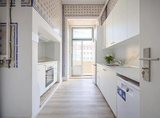 Largo Vitorino Damásio, Lisbon, Lisbon 1200-872 - Photo 1