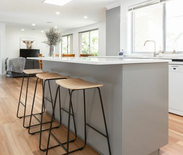 6 Strachan Pl, Wanniassa ACT 2903 - House For Rent | Domain - Photo 3