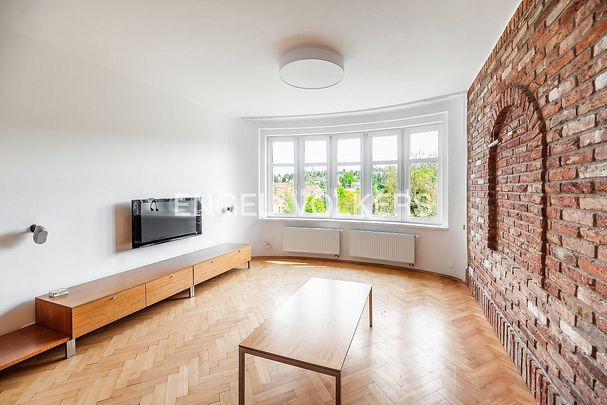 Pronájem bytu 3+1 93 m² - Photo 1