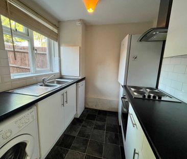 1 bed Flat for rent - Photo 4