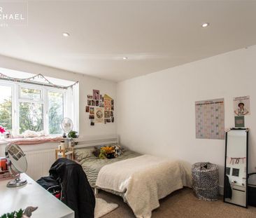 3 bedroom terraced house to rent - Photo 6