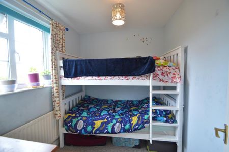 3 bedroom detached house to rent - Photo 3