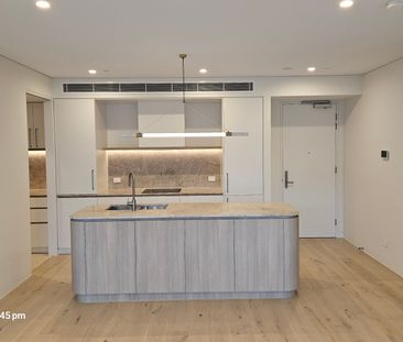 Stunning ground floor unit in the heart of Shell Cove Marina! - Photo 1