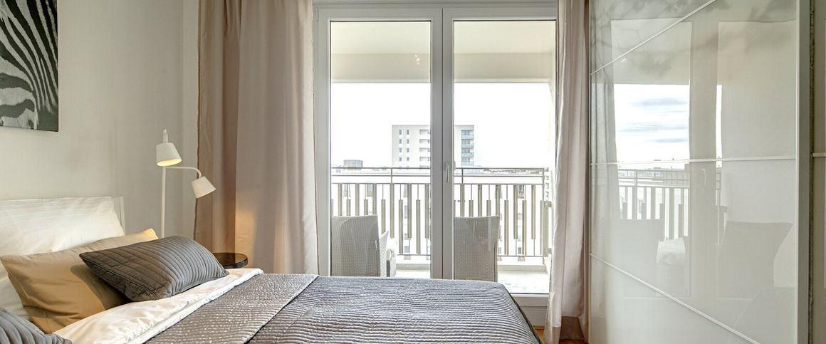 Modern and bright 2-room apartment at Hirschgarten - Photo 1