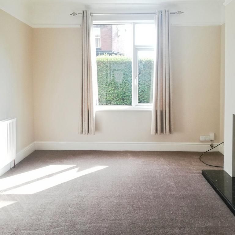 3 bedroom end of terrace house to rent - Photo 1