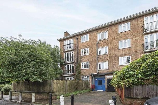 Burma Road, Stoke Newington, N16 - Photo 1