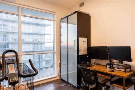 For Lease - 98 Lillian Street Unit# 3212, Toronto, Ontario - Photo 2