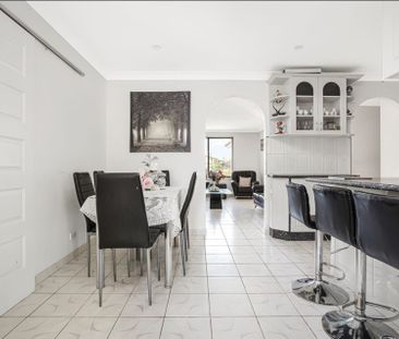 Modern Home in Quiet Location! - Photo 4