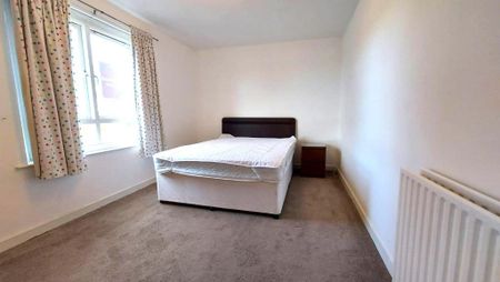 2 bedroom flat to rent - Photo 4