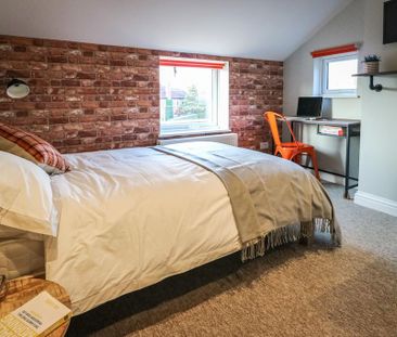 1 bedroom in a house share to rent - Photo 4