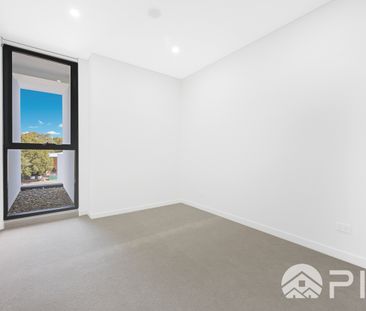 "Modern 2-Bedroom Apartment with Prime Location in Kogarah – Convenience at Your Doorstep!" - Photo 4