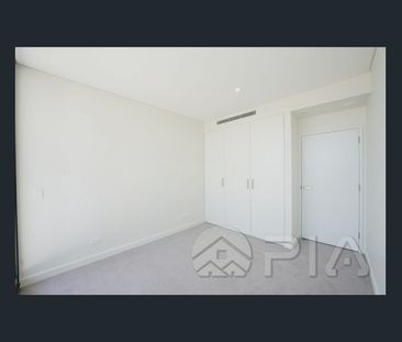 2 Bedroom apartment at prime location and school catchment area! - Photo 1