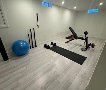 For Lease - 68 Anglerock Drive, Cambridge, Ontario - Photo 2