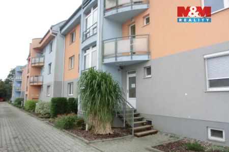 Pronájem bytu 1+kk v Praze, ul. Ve žlíbku - Photo 3