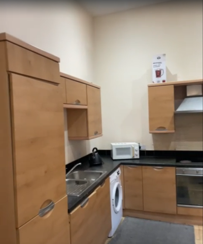 Studio to rent - Photo 2