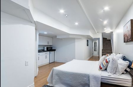 For Lease - 6973 Lisanne Court, Mississauga, Ontario - Photo 2