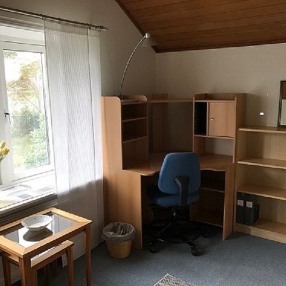 2 möblerade rum uthyres till 2 kvinnliga studenter - Photo 1