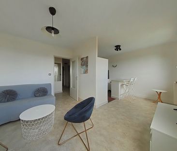 Location Appartement 1 pièce 32m² - Photo 3
