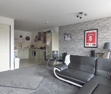 2 bedroom flat to rent - Photo 6