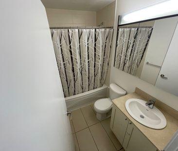 For Lease - 4070 Confederation Parkway Unit# 4403, Mississauga, Ont... - Photo 5