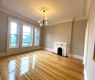 27 Queen Square North Suite 5 - Photo 1
